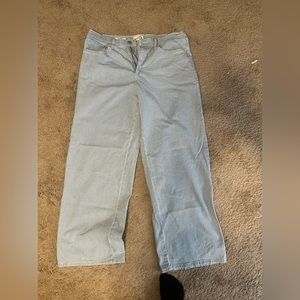 Jeans wide leg, light blue with white stripe. Size 14. Excellent condition.